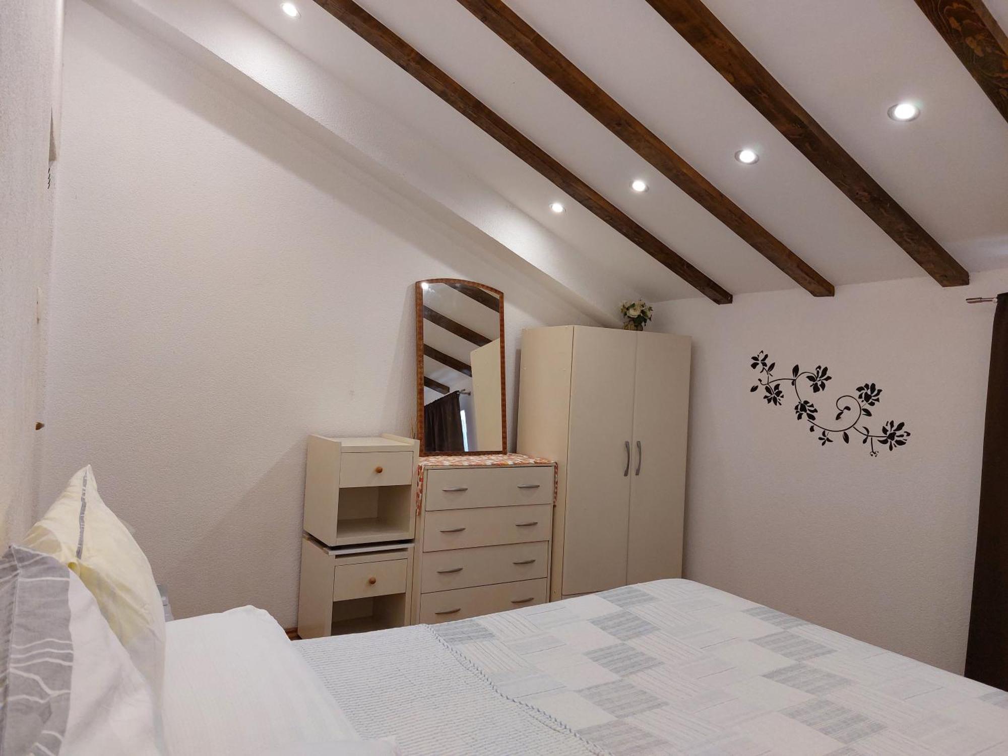 Apt Lavender On Nincevica St- 1 Bedroom Apt 5 Min To The Old Town Of Split Eksteriør billede